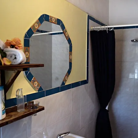 La Chiusuraccia Farm stay *